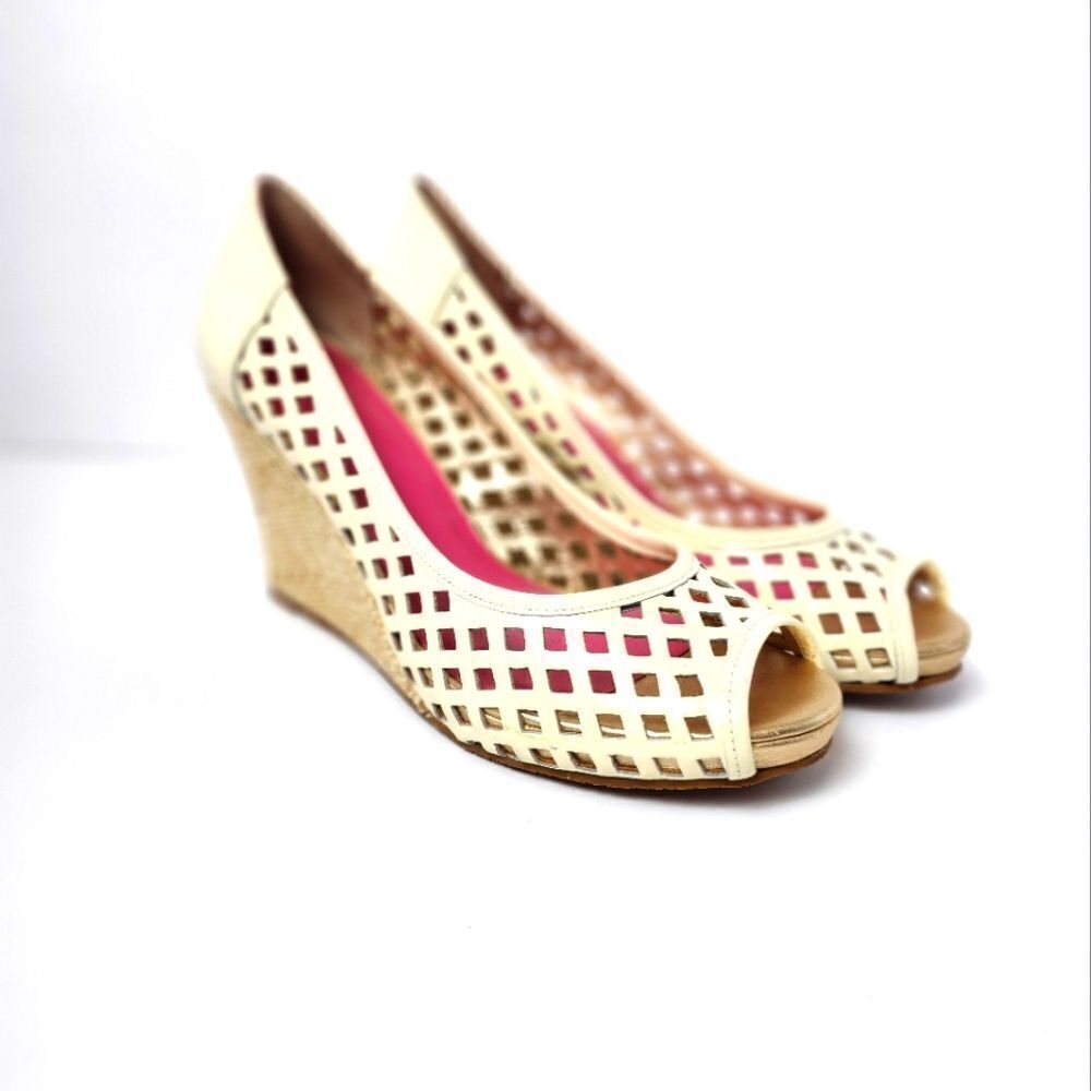 Lilly Pulitzer Resort Chic Basketweave Patent Leather Wedge Cream Size 9.5M US